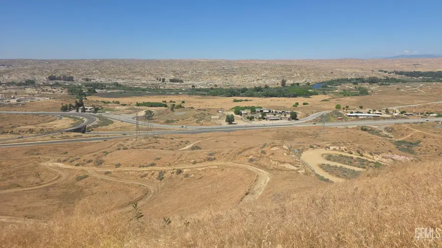 4201 BOISE STREET, Bakersfield, CA 93306 - #3