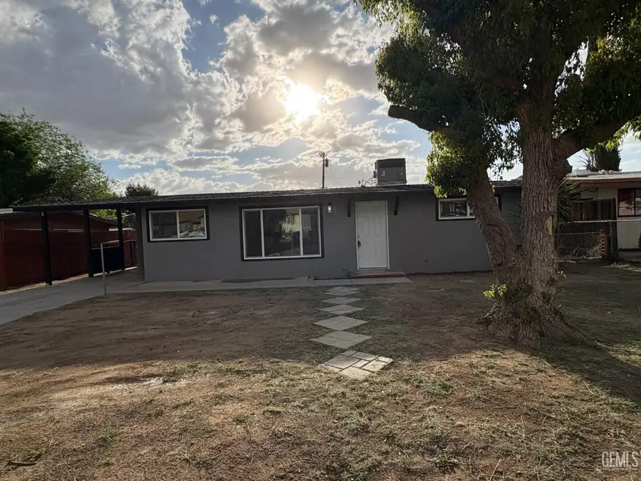 714 GREENWOOD DRIVE, Bakersfield, CA 93306 - #2