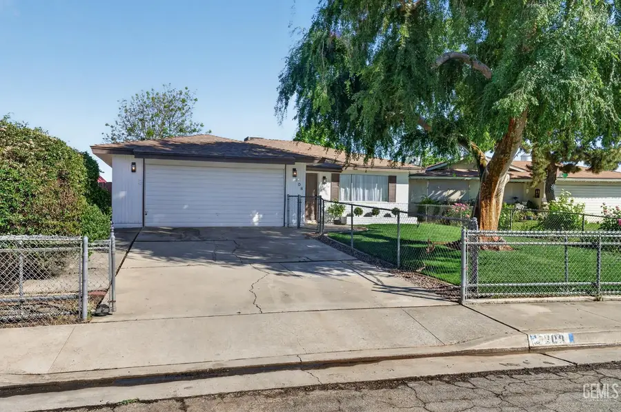 708 RUTHERFORD COURT, Bakersfield, CA 93308 - #3