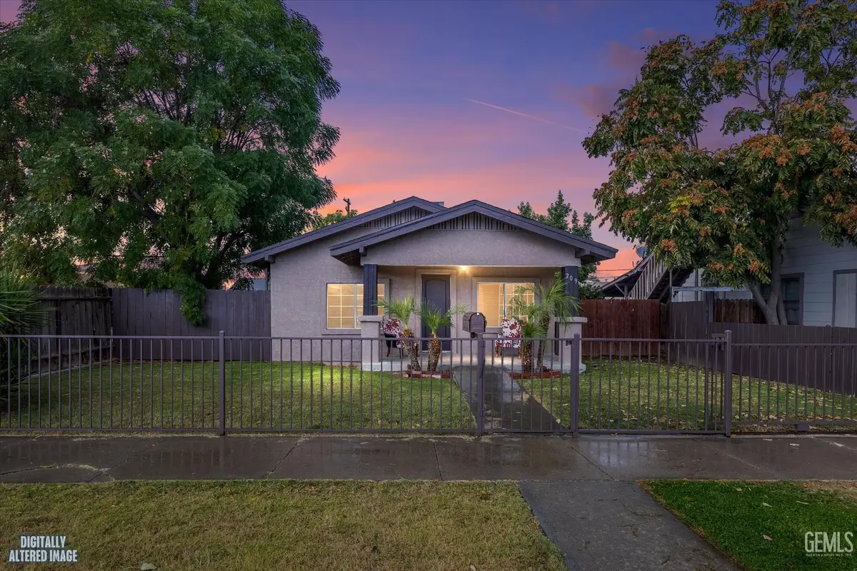209 PACIFIC AVENUE, Shafter, CA 93263 - #1