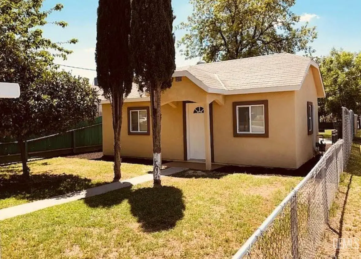 325 N 15 ST, Chowchilla, CA 93610 - #1