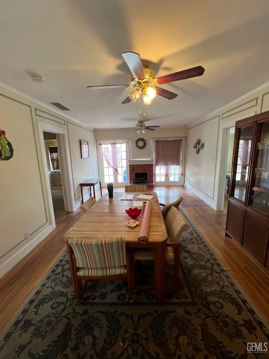 2010 CHERRY STREET, Bakersfield, CA 93304 - #2