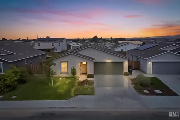 8716 AKERO AVENUE, Bakersfield, CA 93307