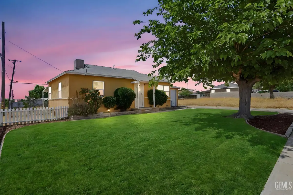 4609 CENTER, Bakersfield, CA 93306 - #1