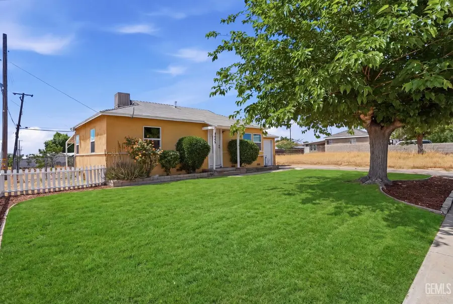 4609 CENTER, Bakersfield, CA 93306 - #2