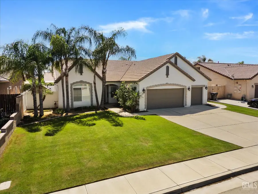 12701 SABLE POINT DRIVE, Bakersfield, CA 93312 - #2