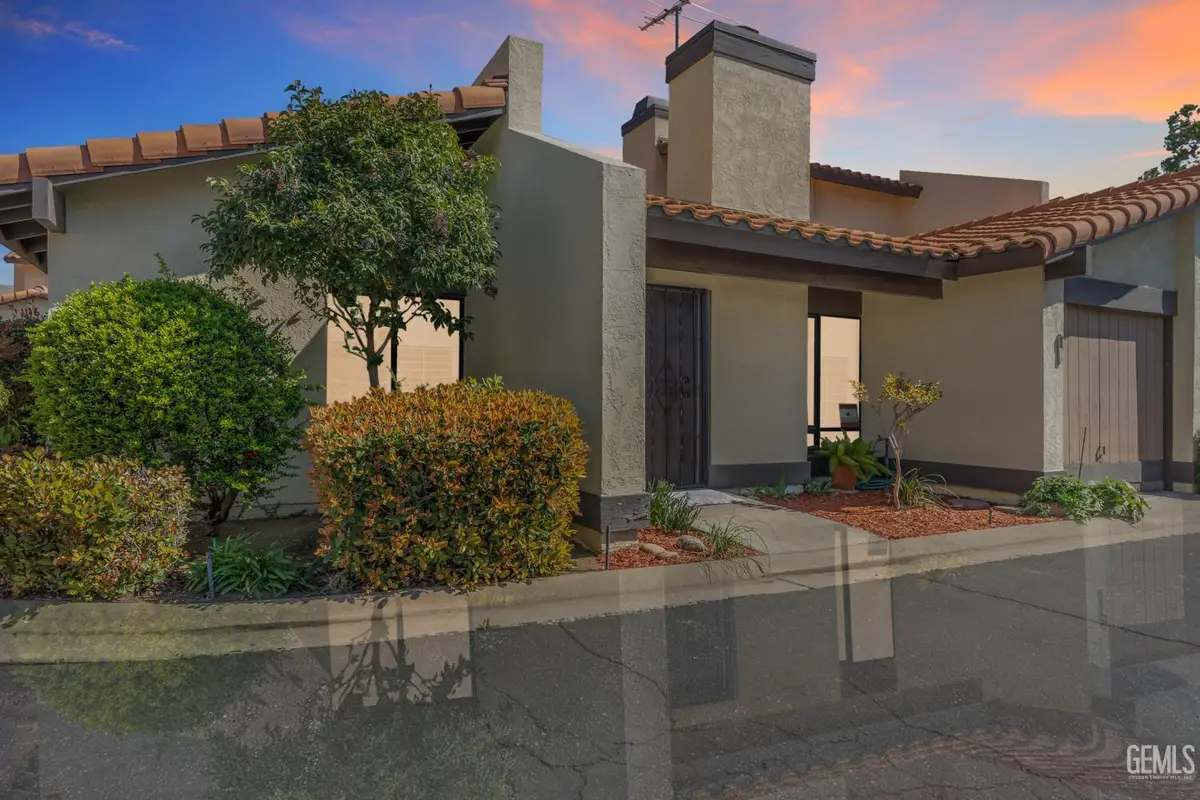 3501 BERNARD STREET #12C, Bakersfield, CA 93306 - #1