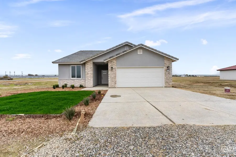 28102 VALLEY WEST ROAD, Taft, CA 93268 - #2