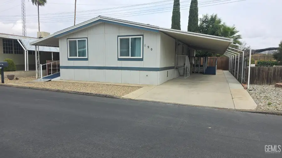 190 PAR LANE, Bakersfield, CA 93308 - #3