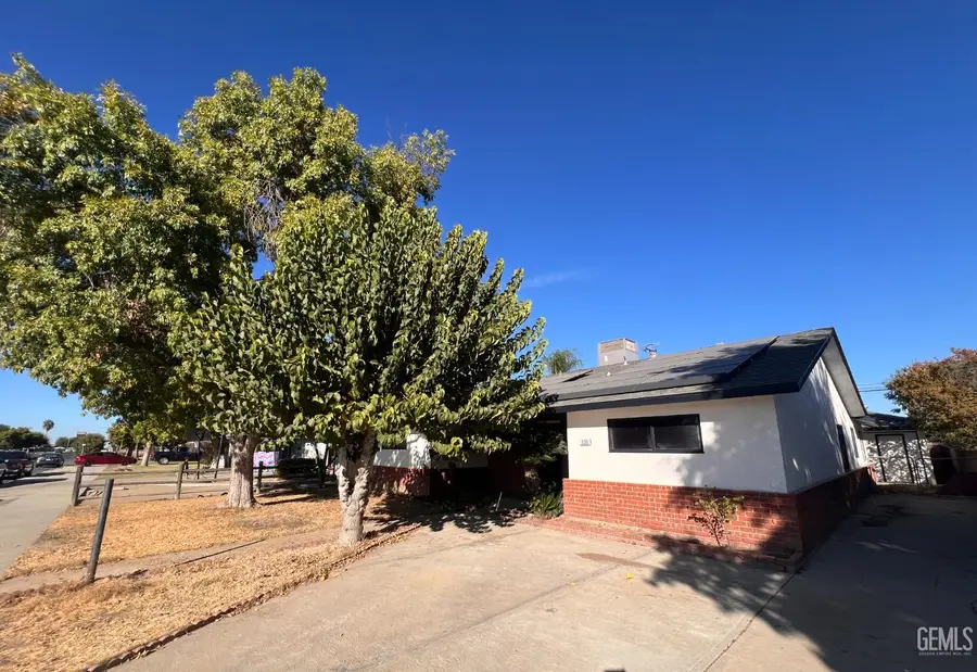 830 DAVIS AVENUE, McFarland, CA 93250 - #3