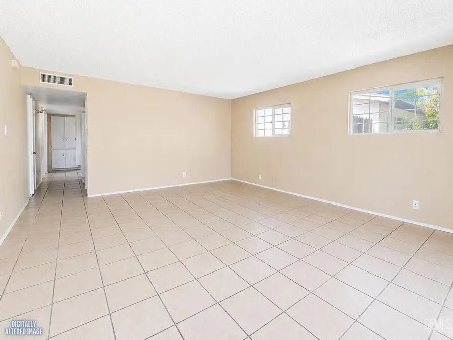 3909 BALBOA DRIVE, Bakersfield, CA 93304 - #2