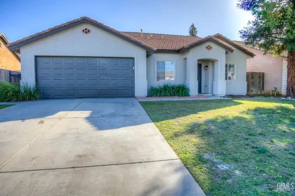 11815 DARLINGTON AVENUE, Bakersfield, CA 93312