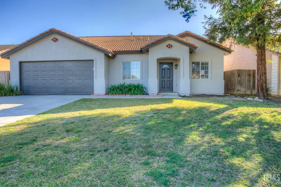 11815 DARLINGTON AVENUE, Bakersfield, CA 93312 - #2