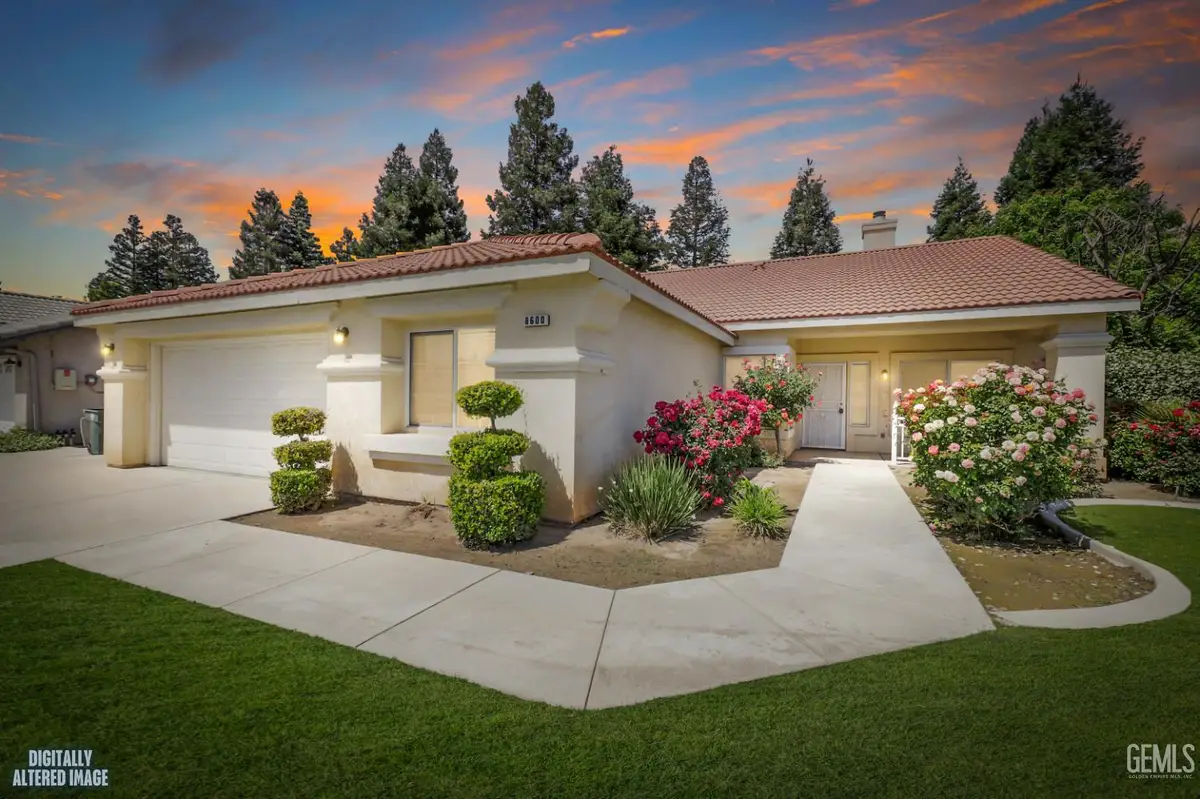 8600 SPANISH BAY DRIVE, Bakersfield, CA 93312 - #1