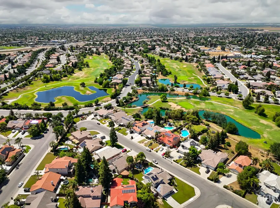 8600 SPANISH BAY DRIVE, Bakersfield, CA 93312 - #3