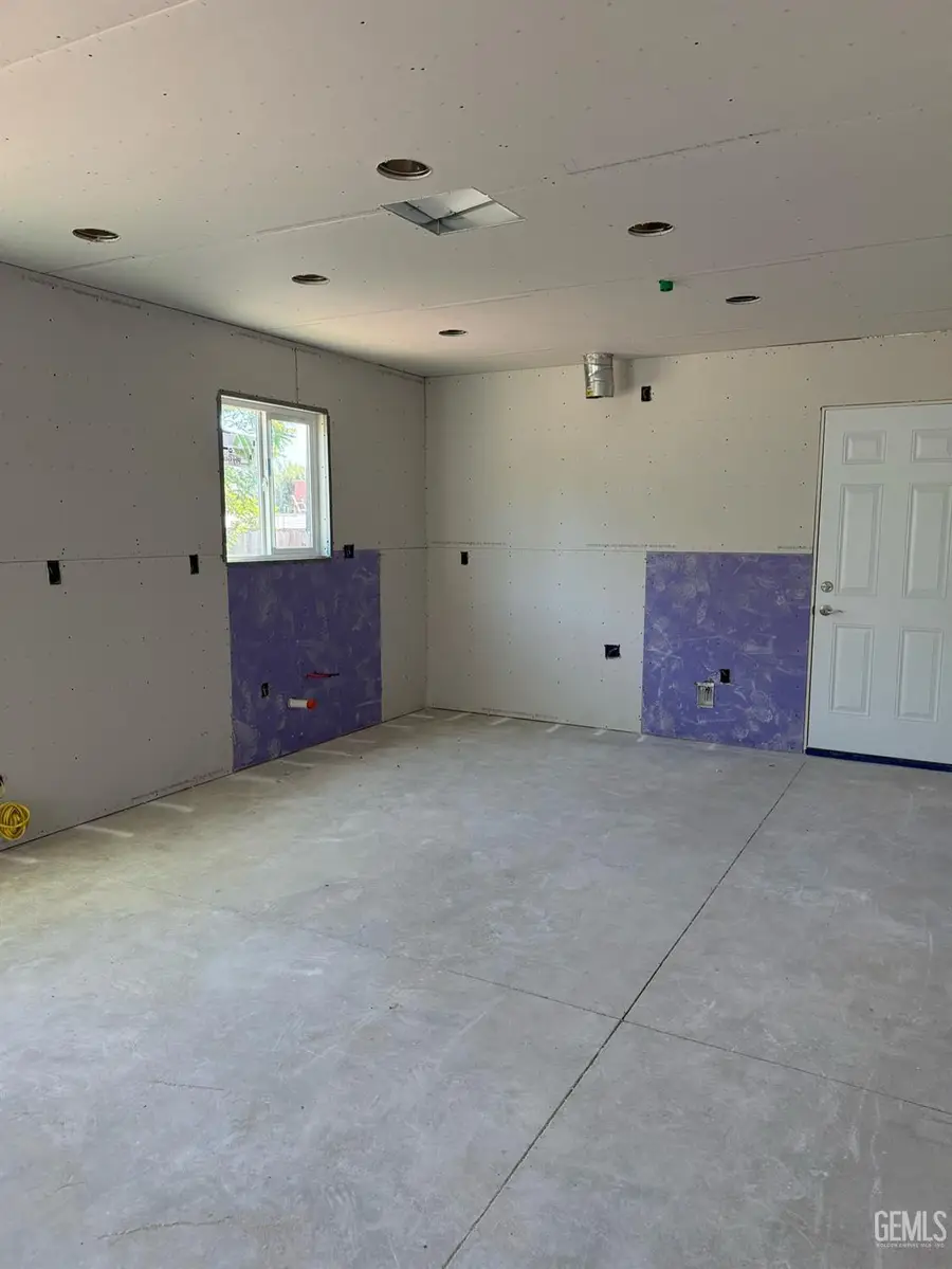 1019 WILSON AVENUE #A,B, Bakersfield, CA 93307 - #2