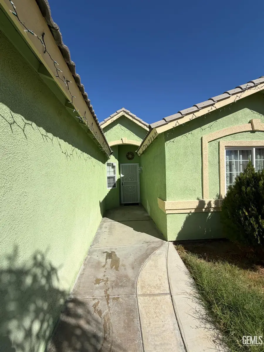 1314 SIERRA SUMMIT AVENUE, Bakersfield, CA 93307 - #3