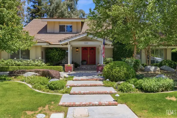 1220 CLUB VIEW DRIVE, Bakersfield, CA 93309