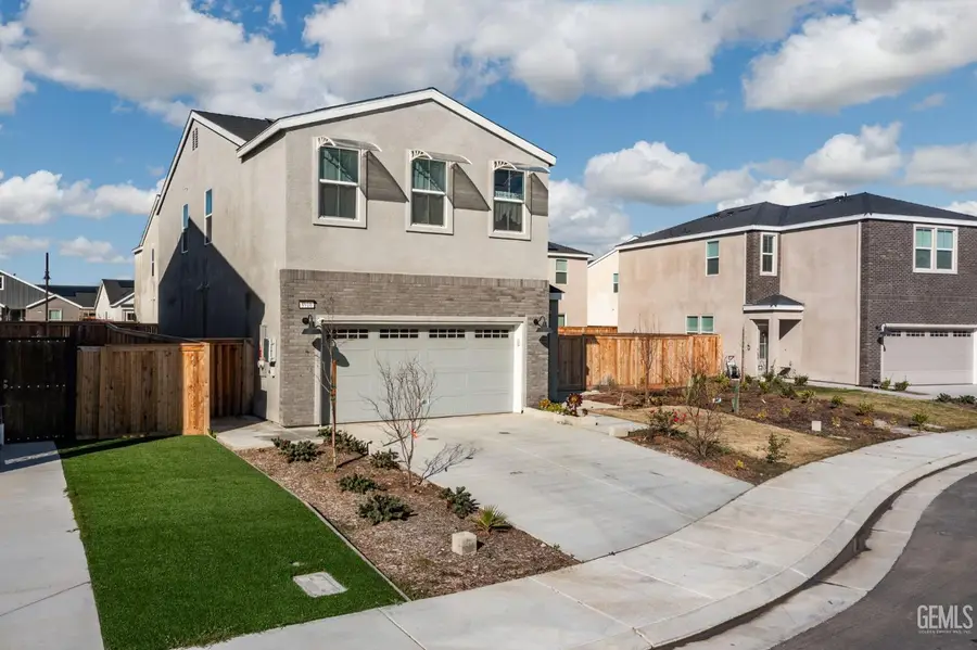 8916 SAVONA LANE, Shafter, CA 93263 - #2