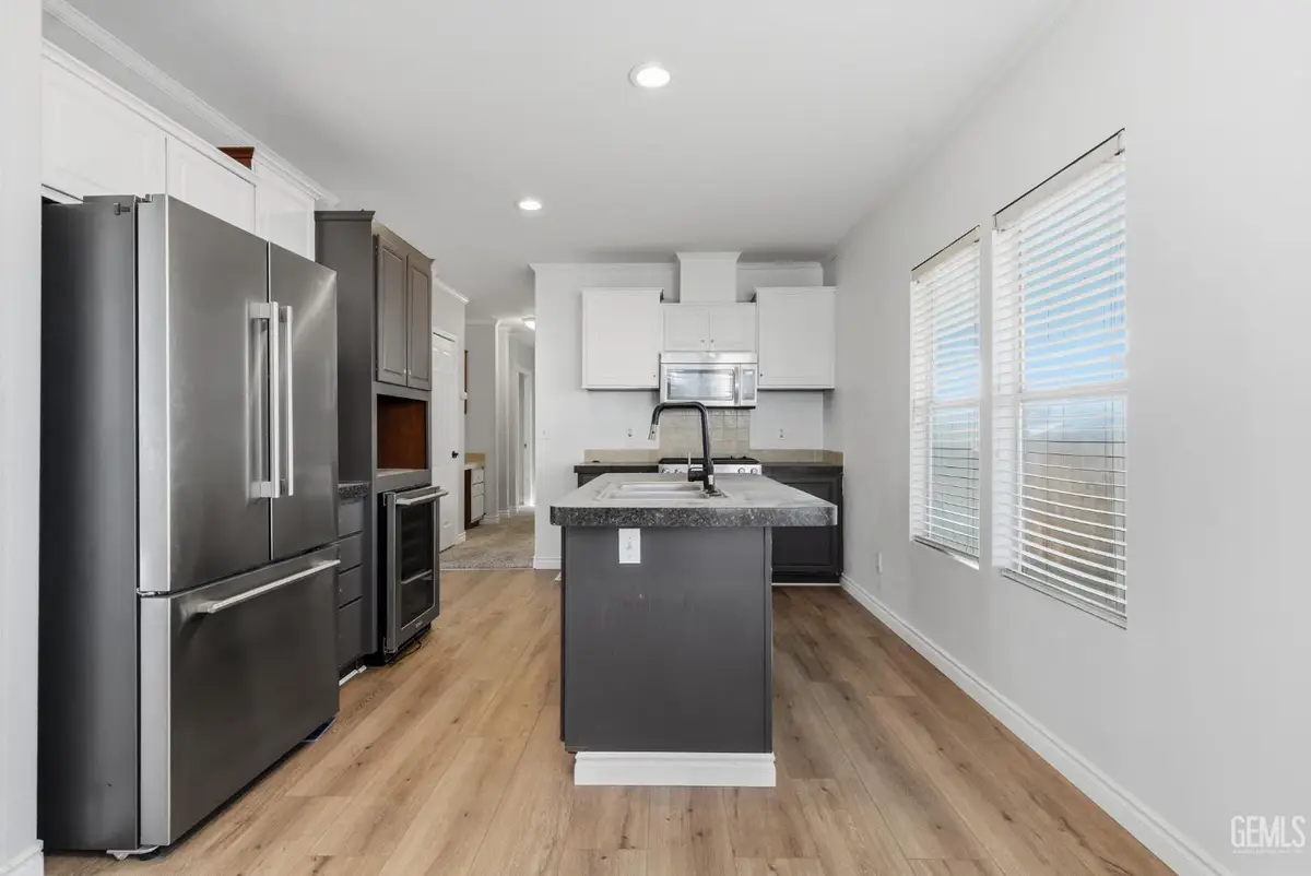 48 CEDARWOOD LANE, Bakersfield, CA 93308 - #1