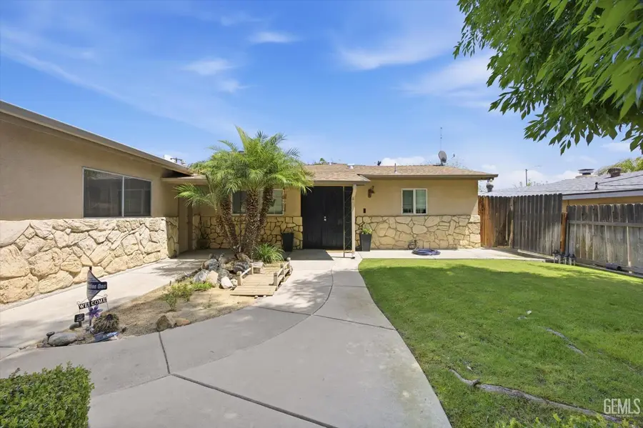 2605 TANGERINE STREET, Bakersfield, CA 93306 - #3