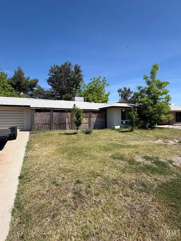 6100 BEL AIRE WAY, Bakersfield, CA 93309