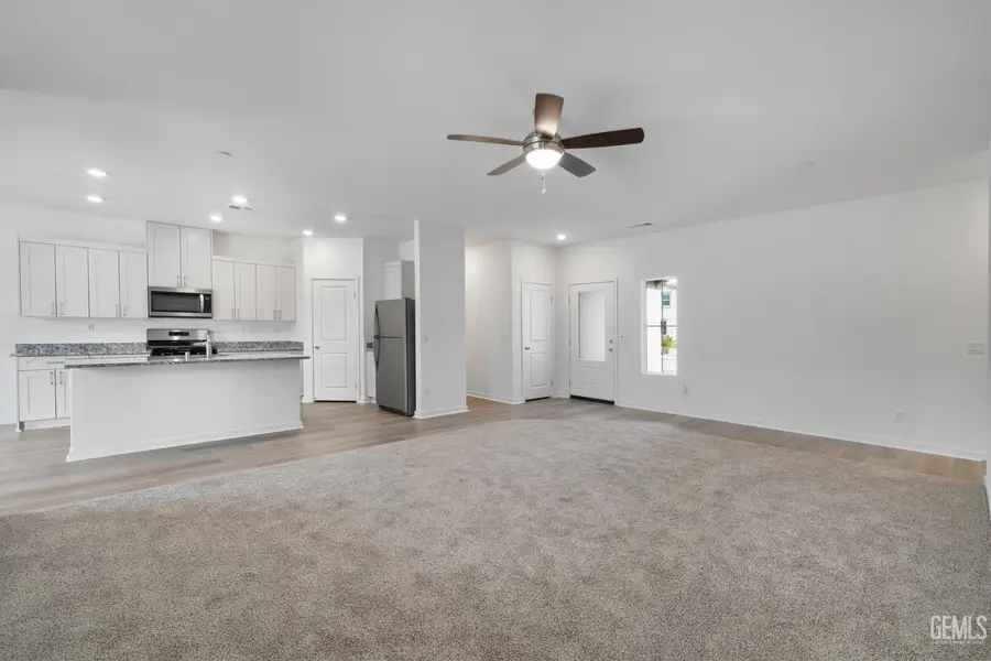 601 ELDERBERRY PLACE, Shafter, CA 93263 - #3