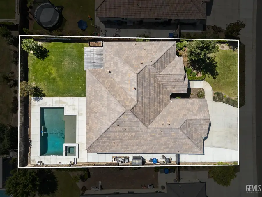 15617 ALTON COURT, Bakersfield, CA 93314 - #3