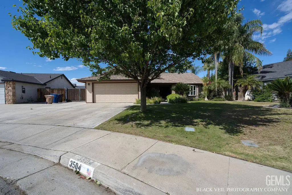 3504 SANDPEBBLE WAY, Bakersfield, CA 93313 - #1