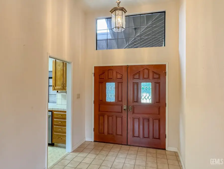 2500 GEORGIA OAK DRIVE, Bakersfield, CA 93311 - #3