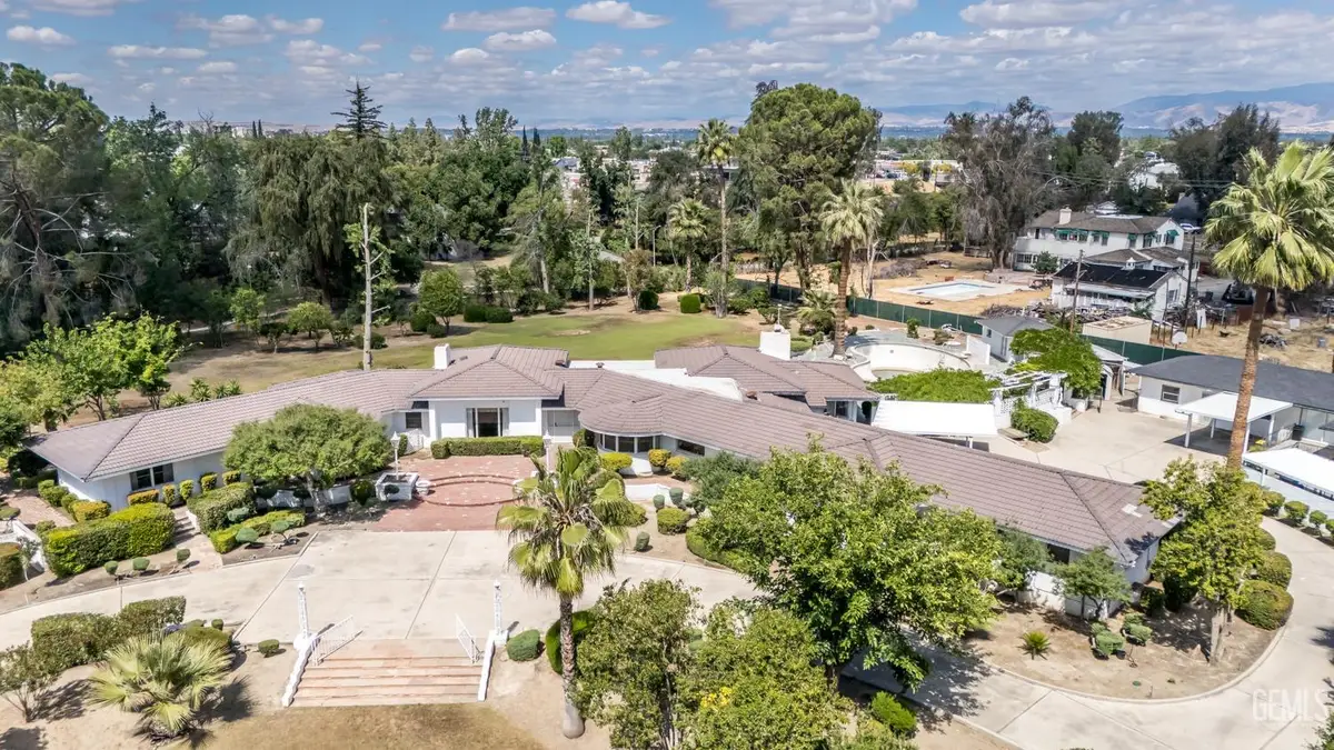 1942 TERRACE WAY, Bakersfield, CA 93304 - #1