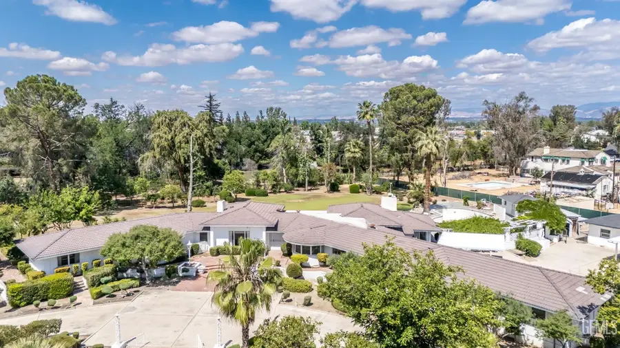1942 TERRACE WAY, Bakersfield, CA 93304 - #3
