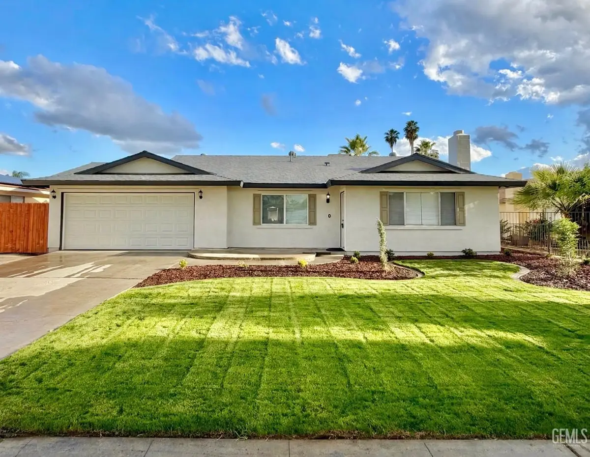 5409 PEPPERTREE LANE, Bakersfield, CA 93309 - #1