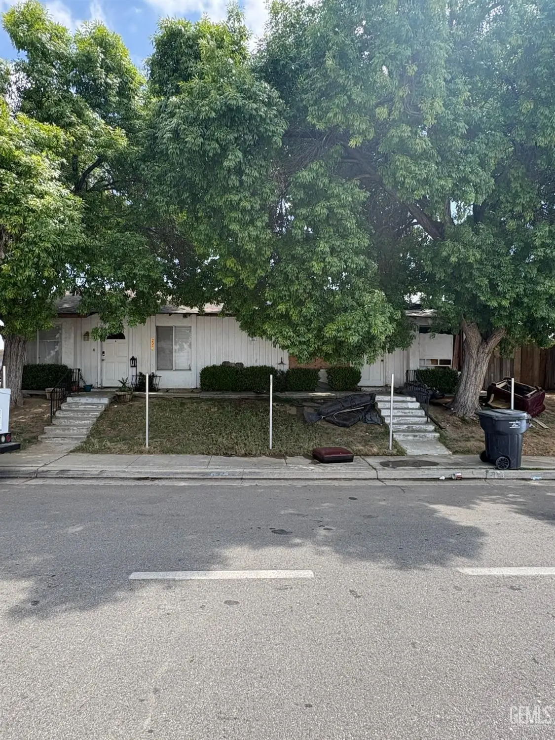 221 UNIVERSE AVENUE, Bakersfield, CA 93308 - #1