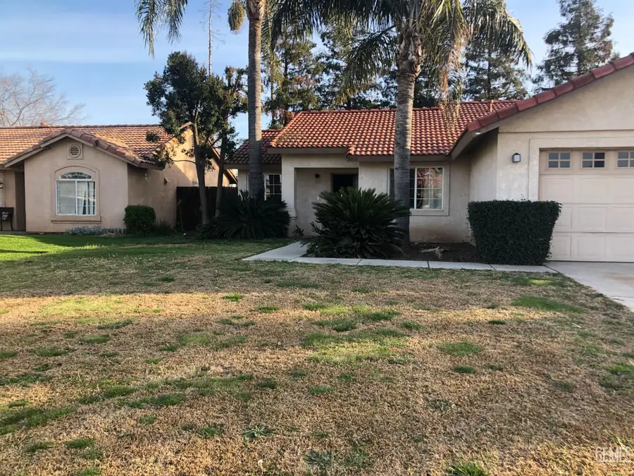 5915 PINE CANYON DRIVE, Bakersfield, CA 93313 - #2