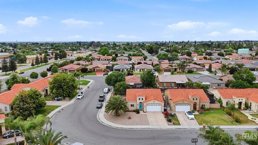 901 MARMARA AVENUE, Bakersfield, CA 93307 - #2