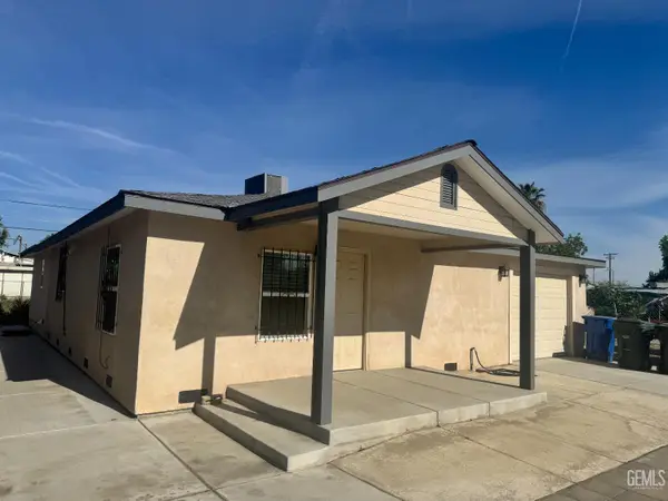 10909 SANTA ANA STREET, Lamont, CA 93241