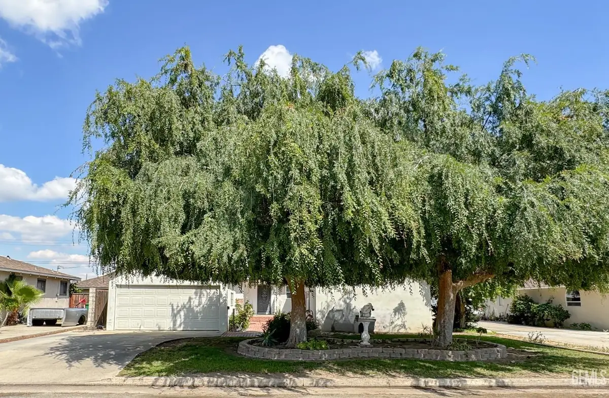 332 OAK STREET, Shafter, CA 93263 - #1