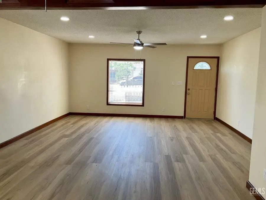 316 PHILIPPINE STREET, Taft, CA 93268 - #3