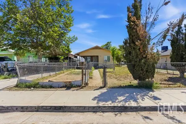 2639 CENTER, Bakersfield, CA 93306 - #2