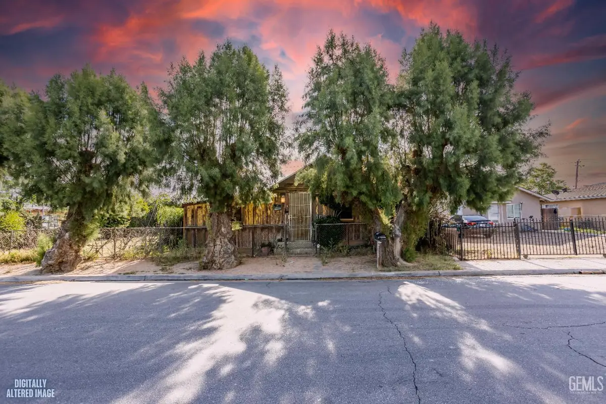 313 CLIFTON STREET, Bakersfield, CA 93307 - #1