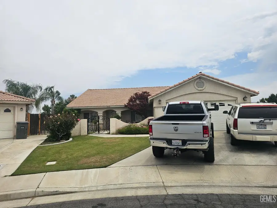 4102 SIERRA REDWOOD DRIVE, Bakersfield, CA 93313 - #3