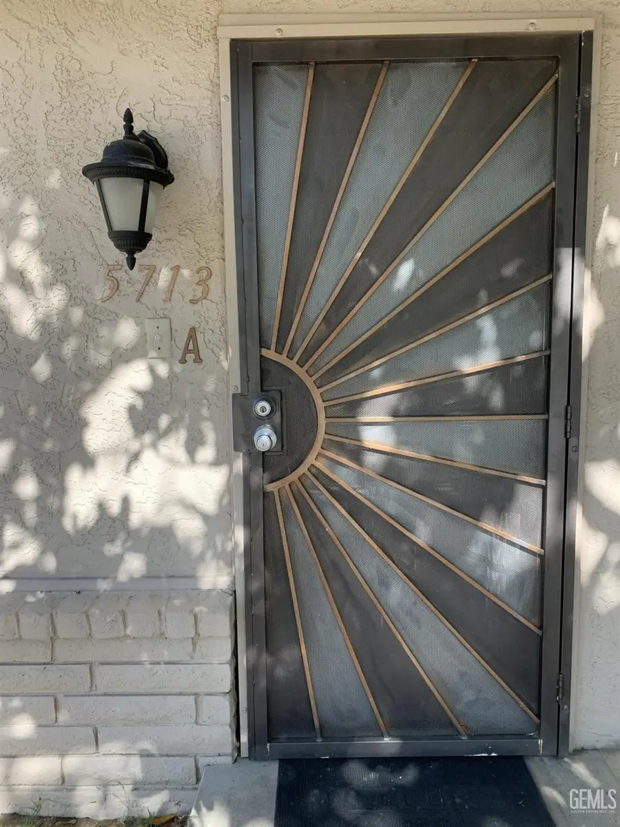 5713 WILSON ROAD, Bakersfield, CA 93309 - #2