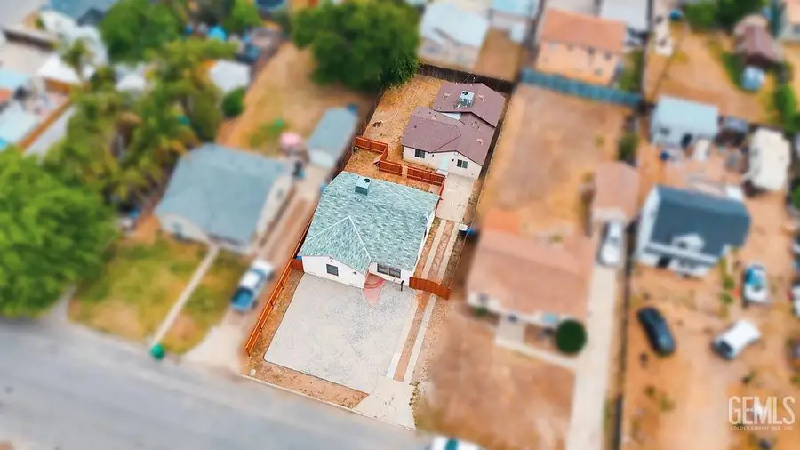 1602 HURRLE AVENUE, Bakersfield, CA 93308 - #3