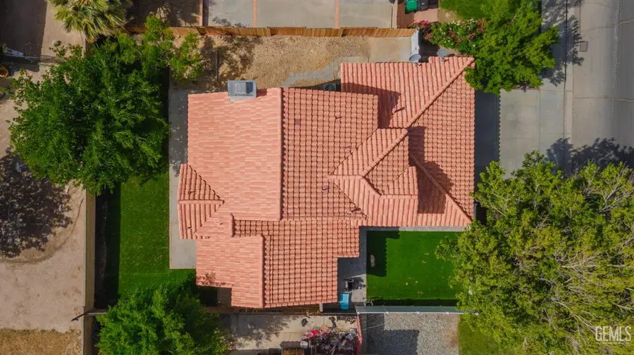 43903 5TH STREET, Lancaster, CA 93535 - #2