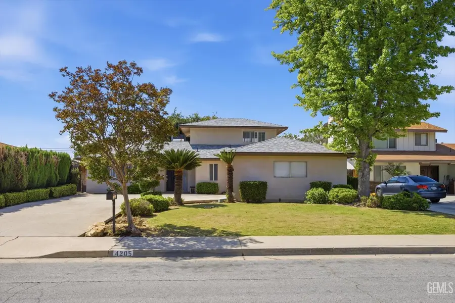 4205 CORONADO AVENUE, Bakersfield, CA 93306 - #3