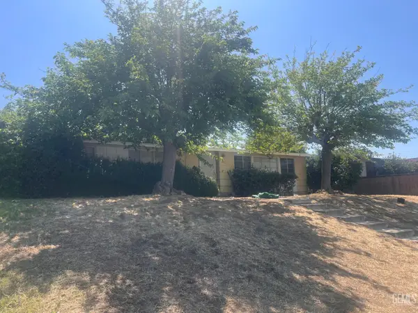 2817 POMONA STREET, Bakersfield, CA 93305