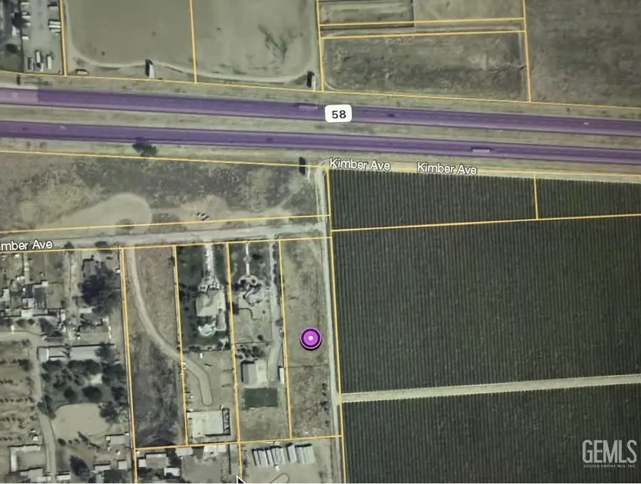 8839 KIMBER AVE, Bakersfield, CA 93307 - #2