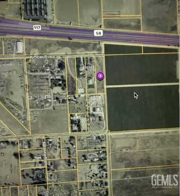 8839 KIMBER AVE, Bakersfield, CA 93307 - #3