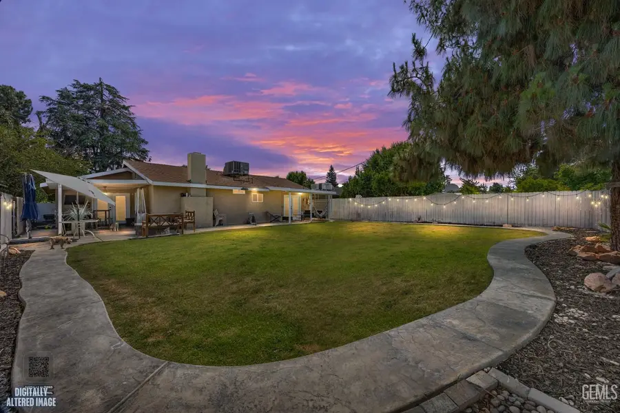 2716 5TH STREET, Bakersfield, CA 93304 - #2